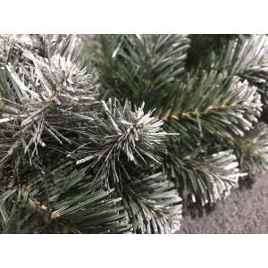 Гирлянда хвойная с белыми кончиками 2,7 м Гирлянда хвойная с белыми кончиками 2,7 м